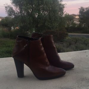 Stuart Weitzman boots